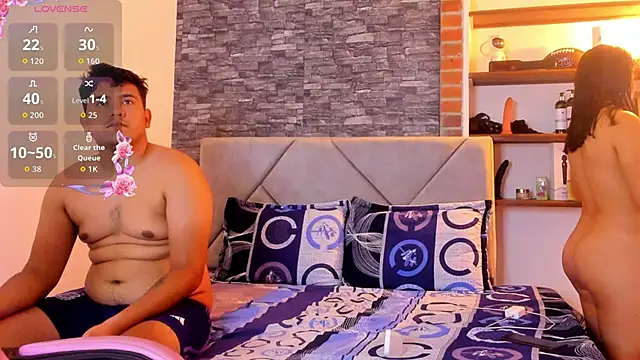 Sexxyy Couple  online show from June 15, 7:46 pm