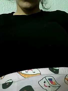 Snapshot of Ahalm chatting on October 5, 7:48 pm Ahalm online show from October 5, 7:48 pm