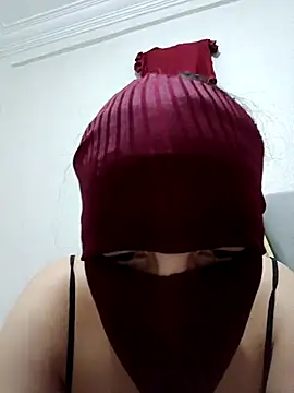 Snapshot of Ahalm chatting on November 12, 9:51 pm Ahalm online show from November 12, 9:51 pm