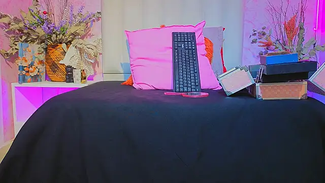 Snapshot of Paulina_Sodi chatting on October 18, 12:18 pm Paulina Sodi online show from October 18, 12:18 pm