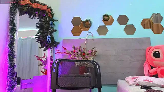 Paulina Sodi online show from December 19, 7:27 pm