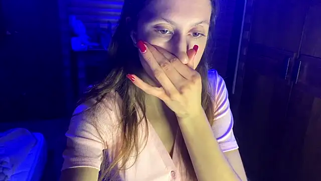 Snapshot of Shyselly chatting on October 2, 7:50 pm Shyselly online show from October 2, 7:50 pm