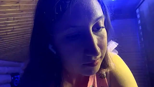 Snapshot of Shyselly chatting on September 14, 5:13 pm Shyselly online show from September 14, 5:13 pm