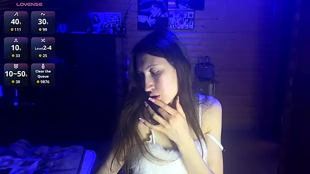 Snapshot of Shyselly chatting on November 7, 5:28 pm Shyselly online show from November 7, 5:28 pm