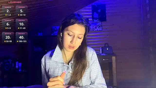 Snapshot of Shyselly chatting on October 19, 5:37 pm Shyselly online show from October 19, 5:37 pm