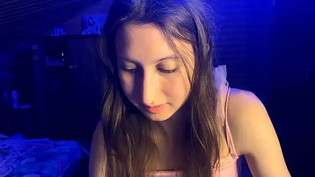 Snapshot of Shyselly chatting on September 17, 8:11 pm Shyselly online show from September 17, 8:11 pm