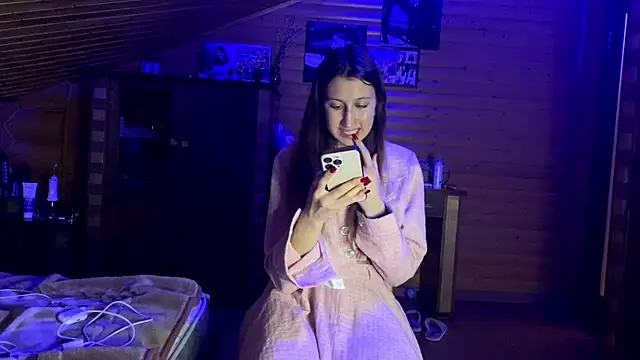 Snapshot of Shyselly chatting on October 4, 7:15 pm Shyselly online show from October 4, 7:15 pm