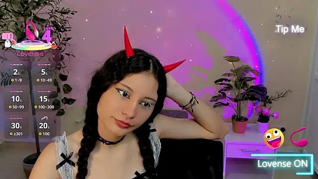 Krysten Riter online show from February 11, 2:39 pm