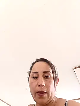 Snapshot of Mickaela1983 chatting on September 26, 6:59 pm Mickaela1983 online show from September 26, 6:59 pm