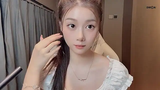 Makinghappymyself  online show from December 4, 11:42 am