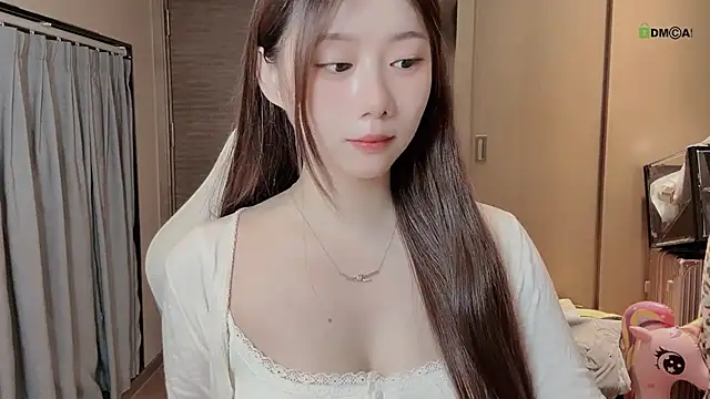 Makinghappymyself  online show from July 8, 3:41 am