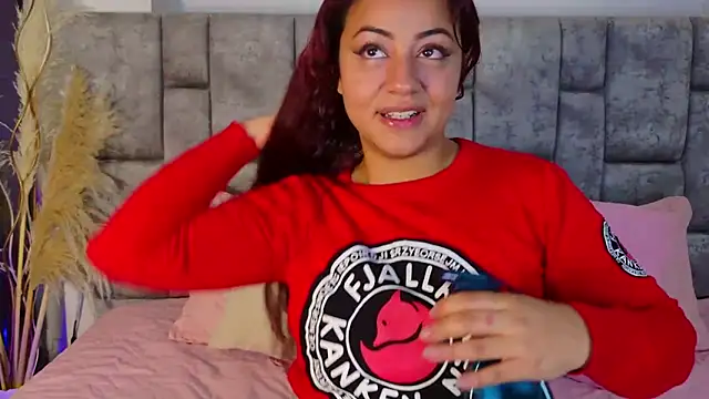 DaniniAnderson online show from March 9, 4:27 am