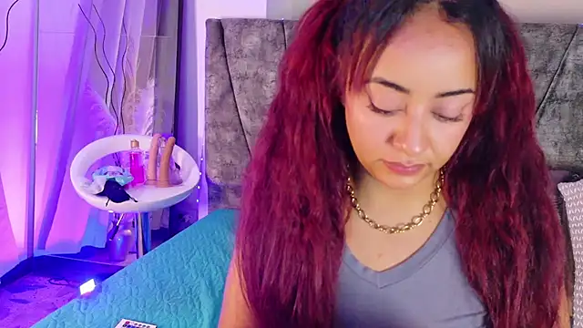 DaniniAnderson online show from May 26, 8:51 pm