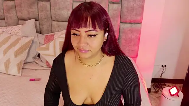 DaniniAnderson online show from December 2, 4:14 am