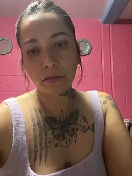 Snapshot of emperatrixsex chatting on June 5, 3:11 am emperatrixsex online show from June 5, 3:11 am