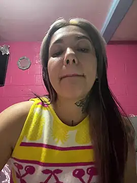 Snapshot of emperatrixsex chatting on June 16, 3:06 am emperatrixsex online show from June 16, 3:06 am