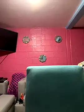 Snapshot of emperatrixsex chatting on October 7, 2:34 am emperatrixsex online show from October 7, 2:34 am