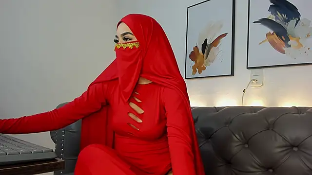 Zahra milks online show from October 8, 1:45 pm