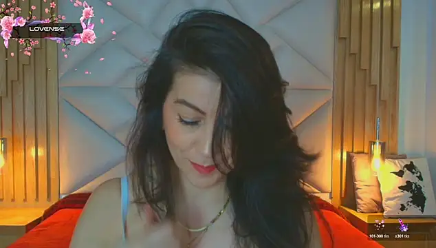 allie pearl online show from December 5, 12:04 pm