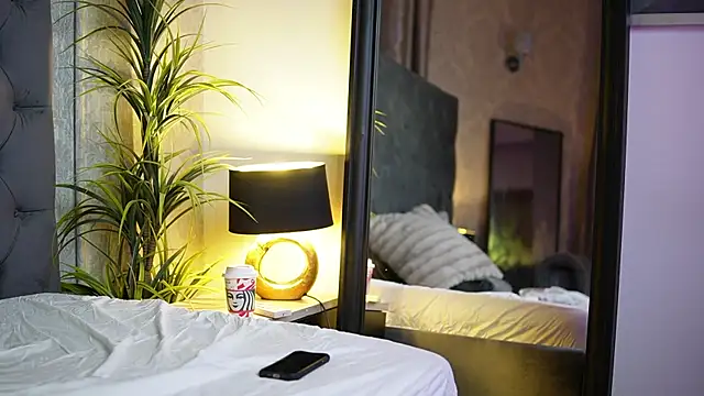 MiamiCoffee online show from November 17, 7:51 pm