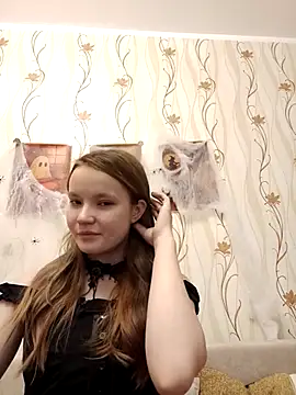 Ginger Emma online show from November 1, 8:19 am