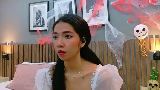 luna roja25 online show from October 22, 1:32 pm