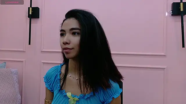 luna roja25 online show from December 19, 2:52 pm