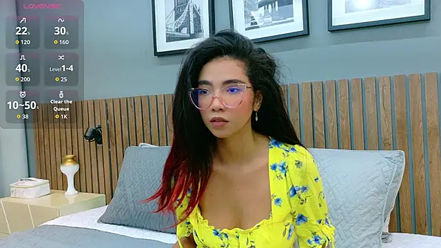 luna roja25 online show from September 12, 1:22 pm