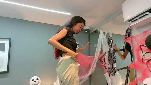 luna roja25 online show from November 6, 1:26 pm