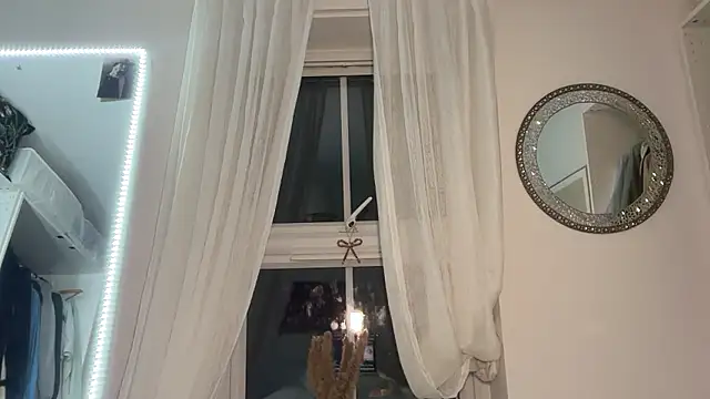 KayleeBella online show from January 8, 9:21 pm