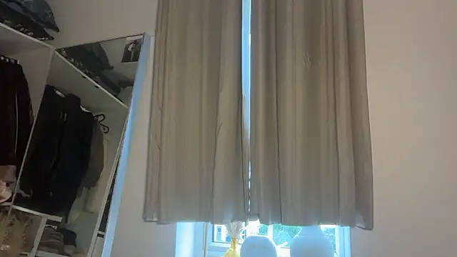 KayleeBella online show from November 22, 10:36 am