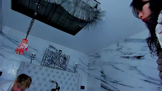 Ari and Storm online show from November 1, 4:08 am