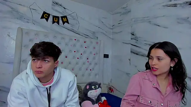 Ari and Storm online show from May 4, 1:47 pm