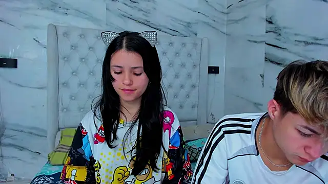 Ari and Storm online show from November 20, 1:12 pm