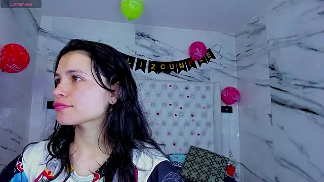 Ari and Storm online show from March 6, 1:39 pm