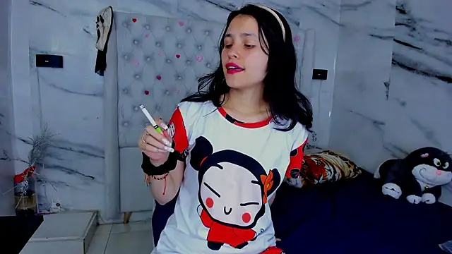 Snapshot of Ari_and_Storm chatting on February 11, 1:05 am Ari and Storm online show from February 11, 1:05 am