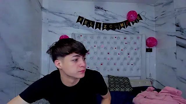 Ari and Storm online show from March 13, 1:38 pm