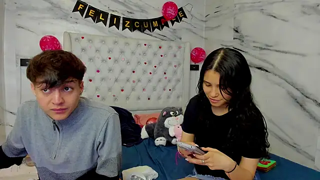 Ari and Storm online show from March 24, 3:34 pm