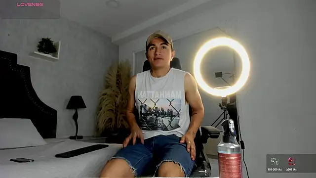 LiamDeep online show from March 26, 8:07 pm