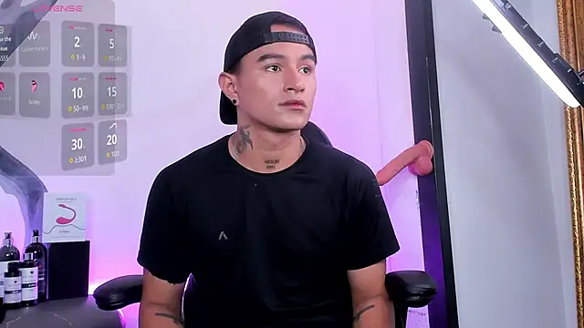 LiamDeep online show from October 19, 6:21 pm