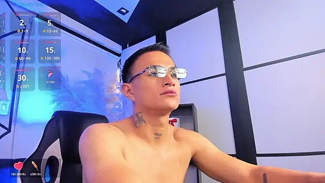 LiamDeep online show from March 9, 1:47 pm