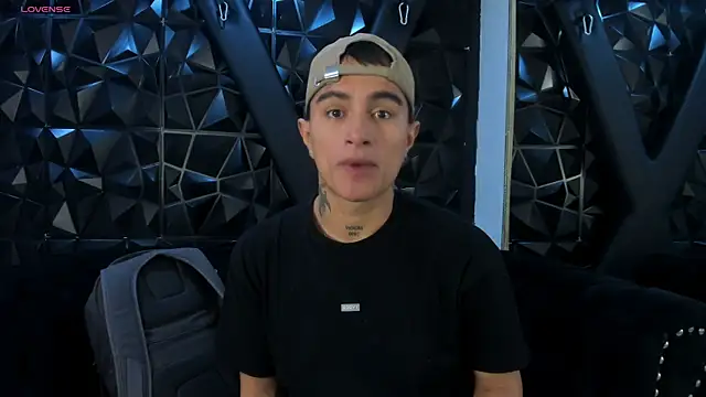 LiamDeep online show from March 20, 8:21 pm