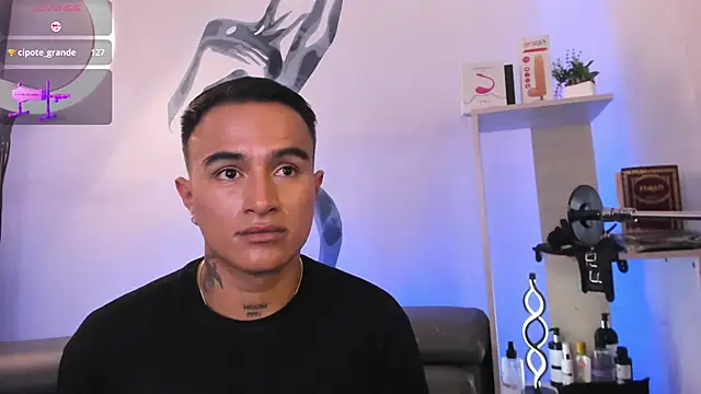 LiamDeep online show from December 5, 1:16 am