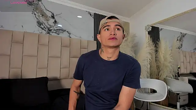 LiamDeep online show from March 22, 8:21 pm