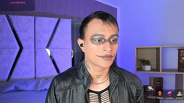 Snapshot of LiamDeep chatting on February 3, 8:14 pm LiamDeep online show from February 3, 8:14 pm