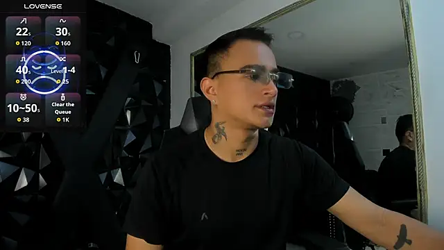 LiamDeep online show from March 16, 9:17 pm