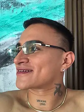 LiamDeep online show from December 15, 7:20 pm