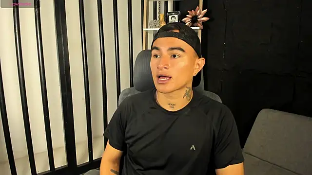 LiamDeep online show from September 19, 1:20 am
