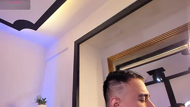 LiamDeep online show from December 4, 12:59 pm