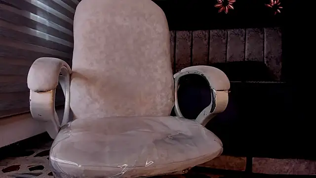 LiamDeep online show from April 17, 8:22 pm